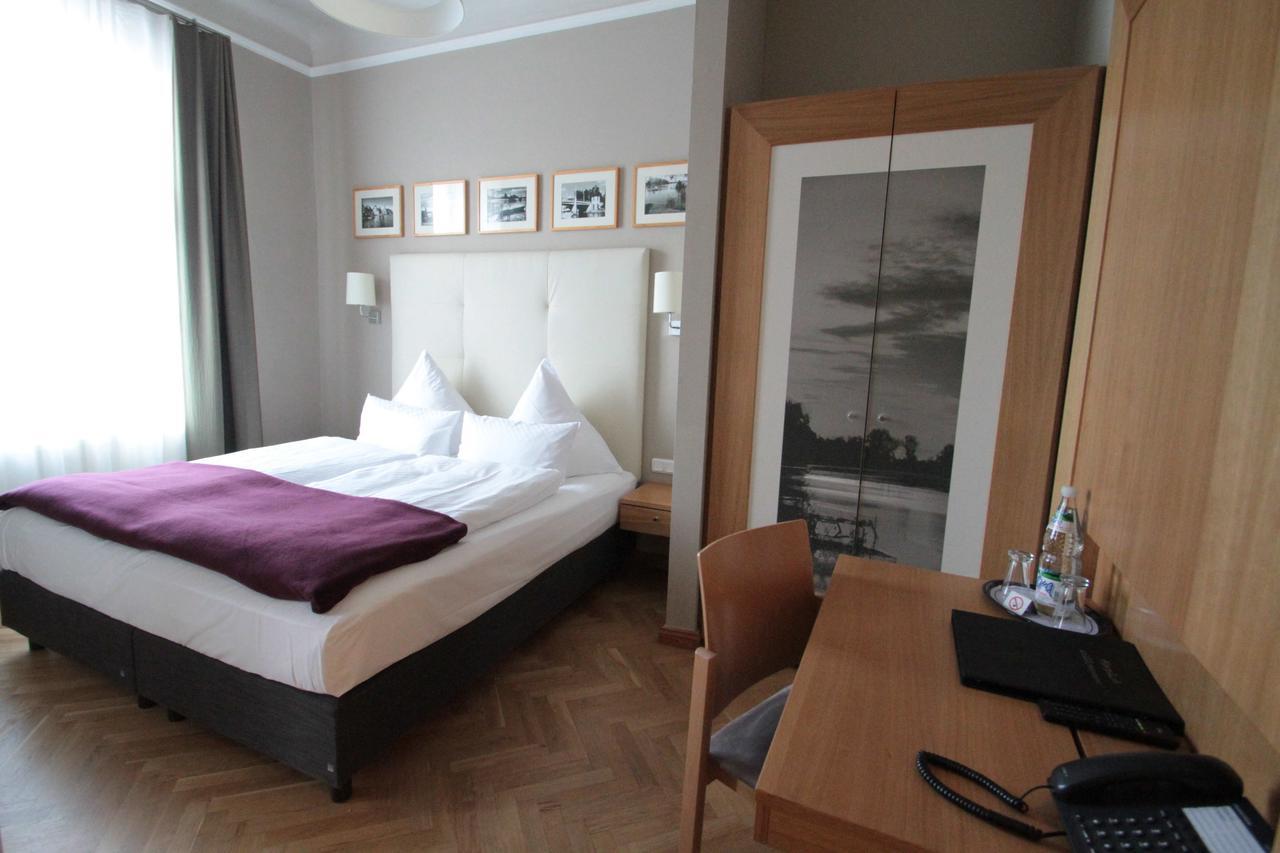 Hotel Am Molkenmarkt Brandenburg  Екстер'єр фото