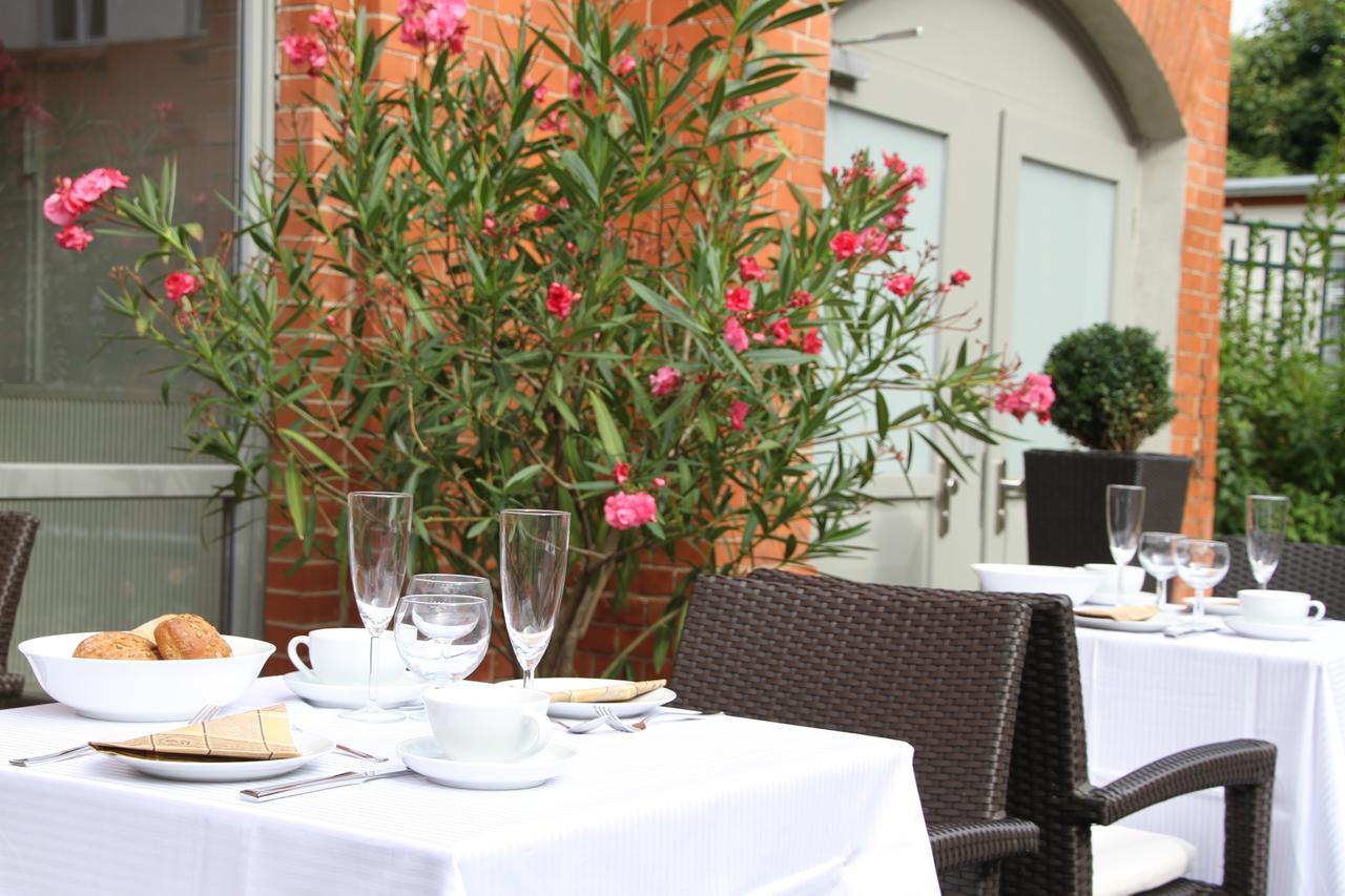 Hotel Am Molkenmarkt Brandenburg  Екстер'єр фото